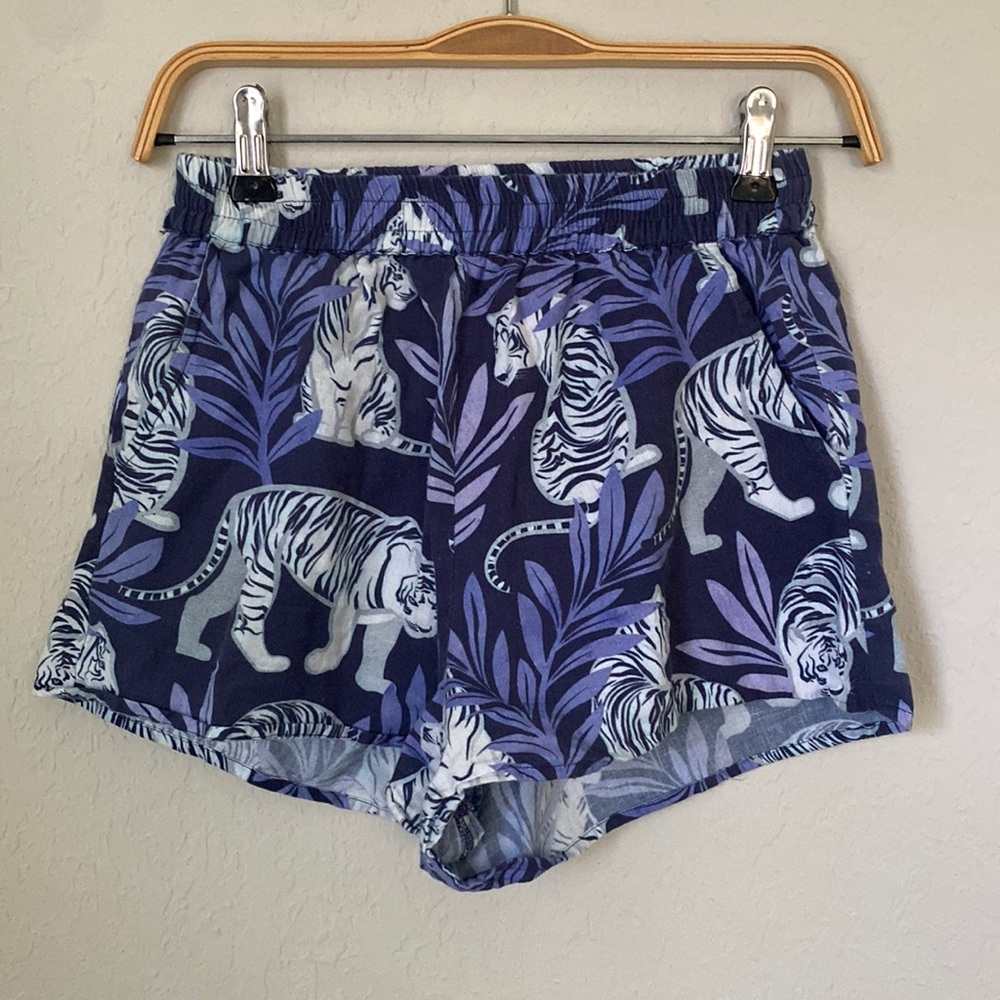 Woman’s shorts Small